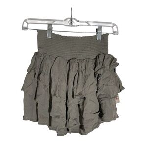 Sincerely Jules Olive Green Skort Size Small Ruffled Tiered NWT